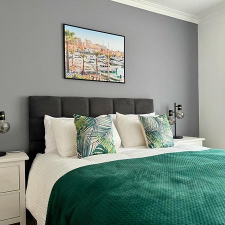 Princess Retreat Beautiful Modern Aprt 2 Min Walk From Quarteira Beach Exterior foto