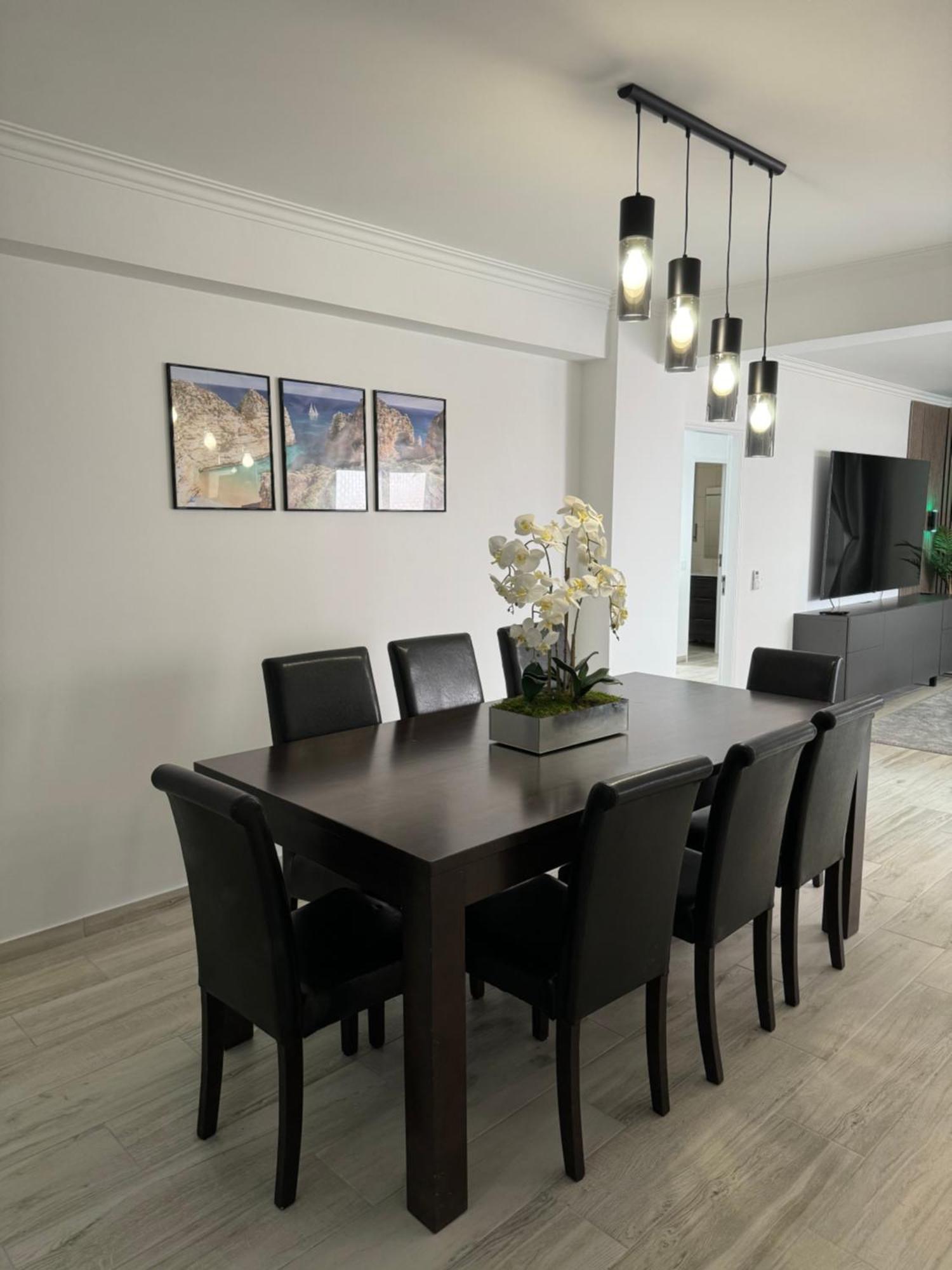 Princess Retreat Beautiful Modern Aprt 2 Min Walk From Quarteira Beach Exterior foto
