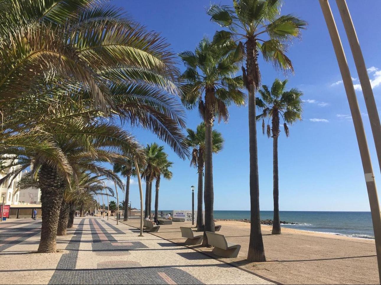 Princess Retreat Beautiful Modern Aprt 2 Min Walk From Quarteira Beach Exterior foto