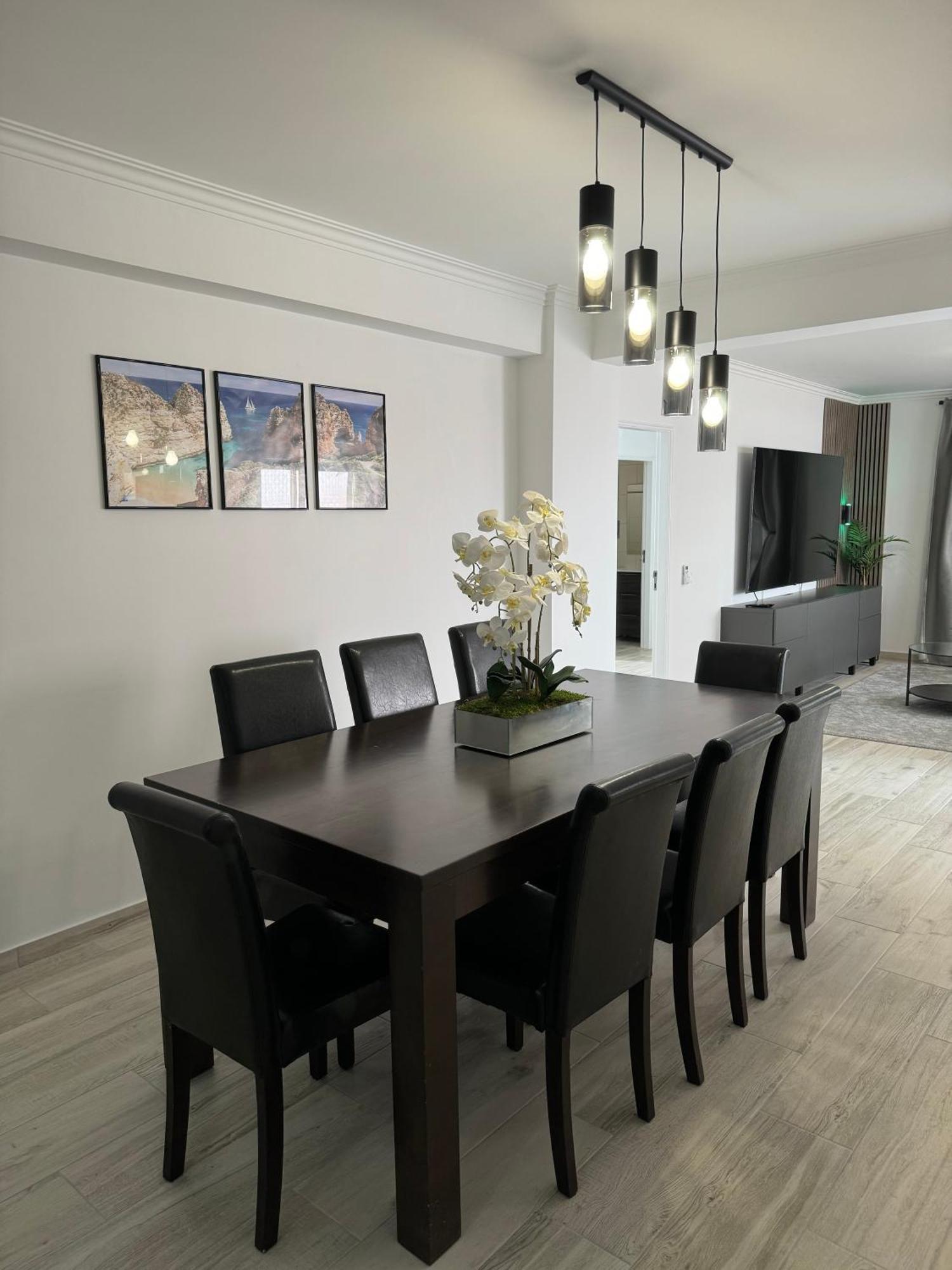 Princess Retreat Beautiful Modern Aprt 2 Min Walk From Quarteira Beach Exterior foto