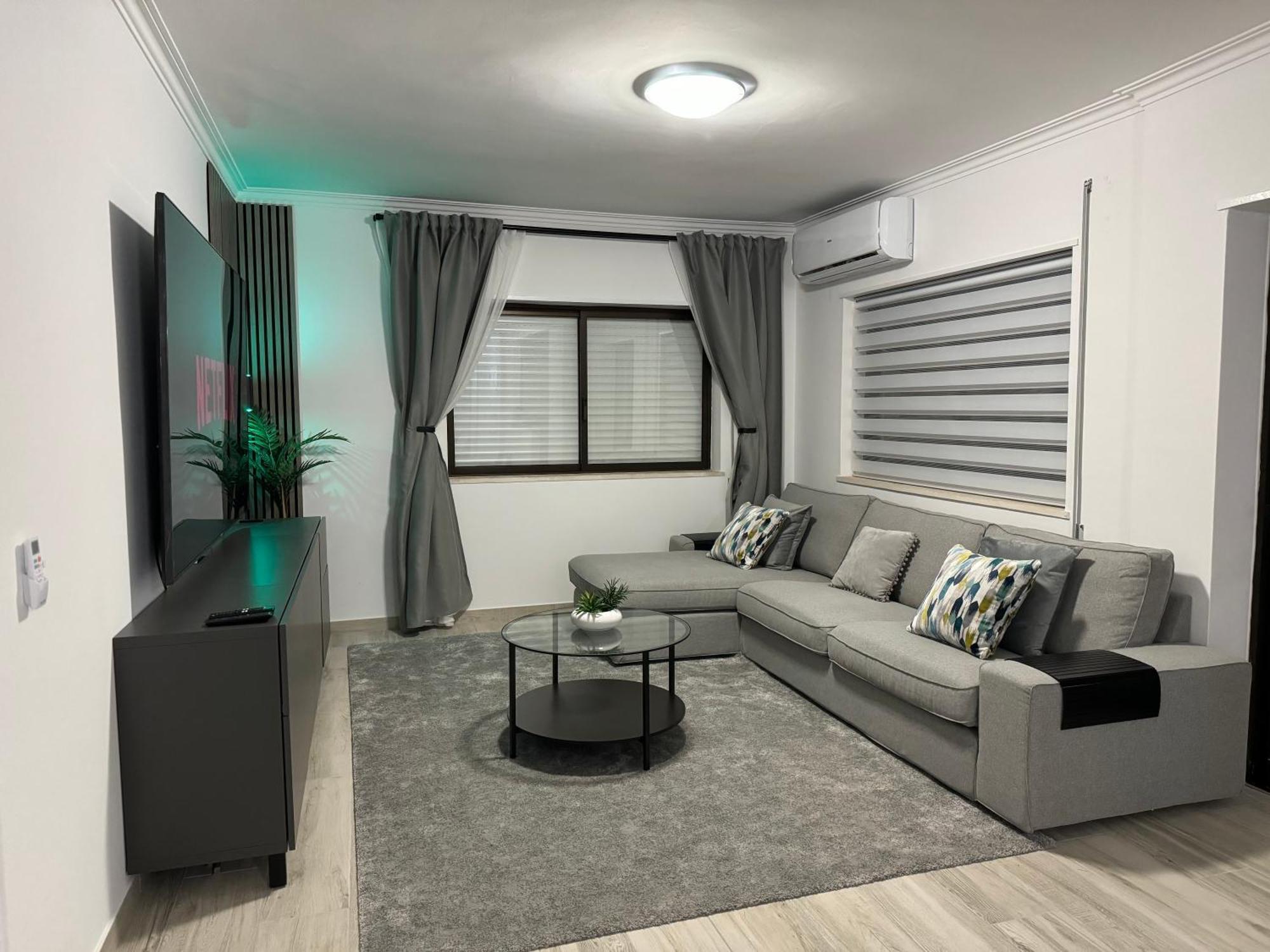Princess Retreat Beautiful Modern Aprt 2 Min Walk From Quarteira Beach Exterior foto