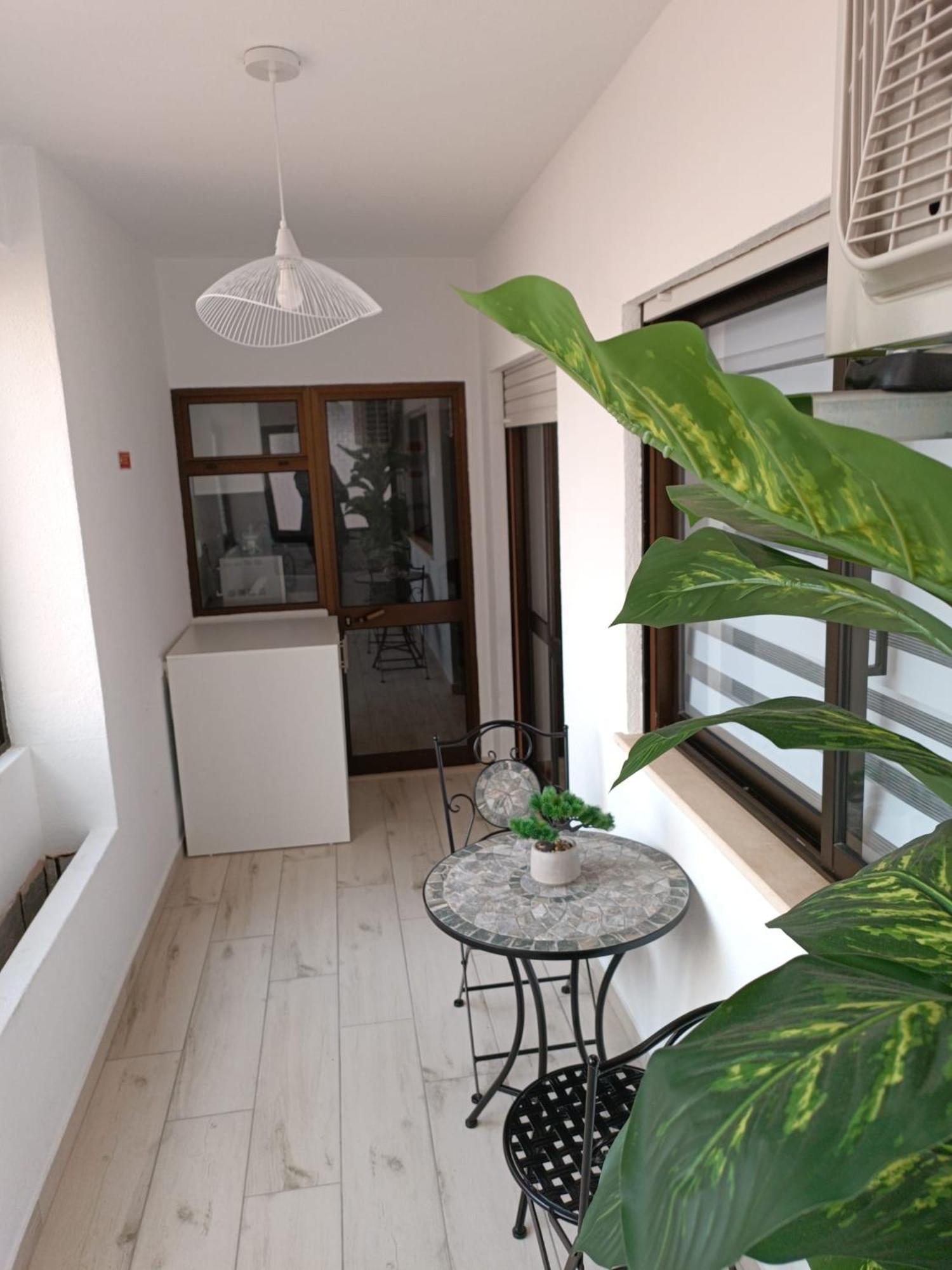 Princess Retreat Beautiful Modern Aprt 2 Min Walk From Quarteira Beach Exterior foto
